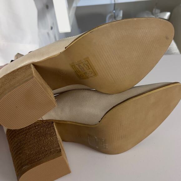 Beast women’s heels butter cream  sz. 6M #S220 - Picture 6 of 15
